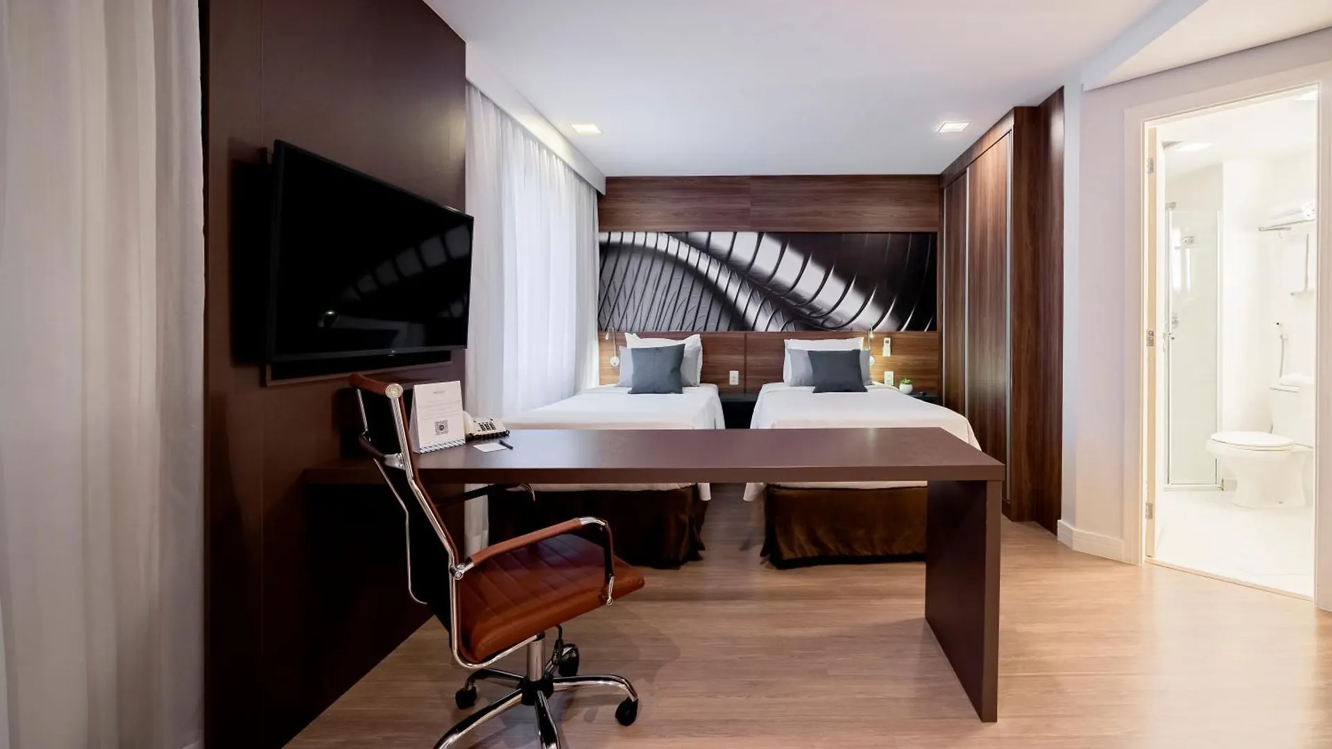 Mercure Sao Paulo Moema Times Square 0*,