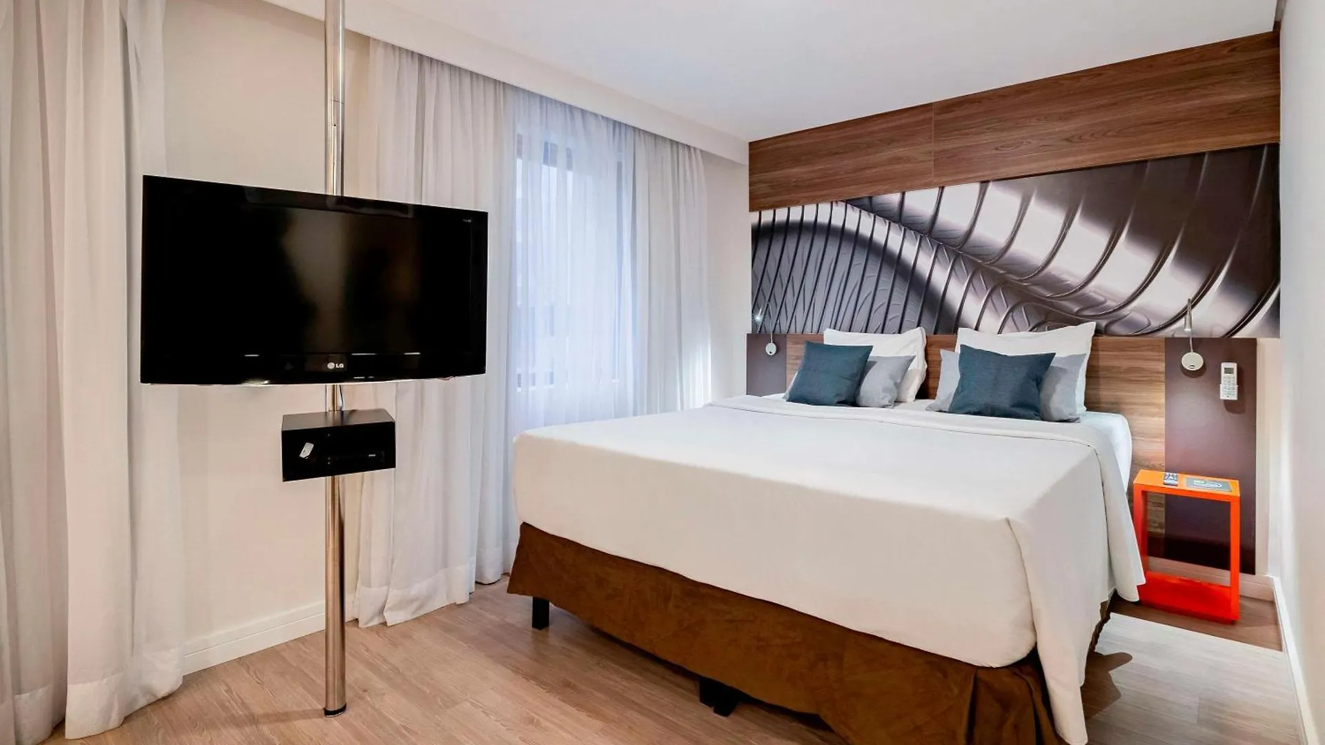 Mercure Sao Paulo Moema Times Square Apartment